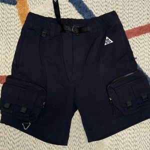 Nike ACG CARGO shorts